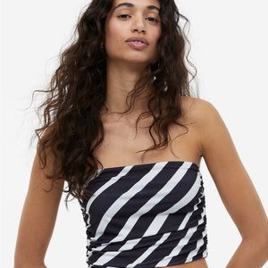 Hm navy striped tube top